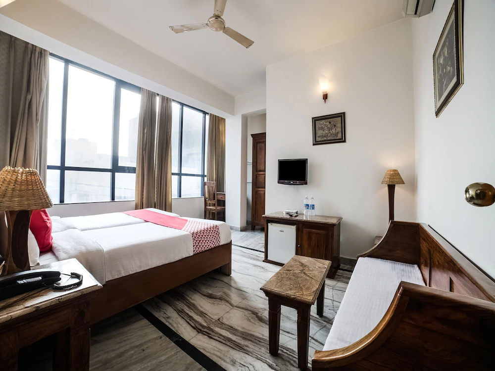 Hotel Luna Rosa By Oyo Rooms