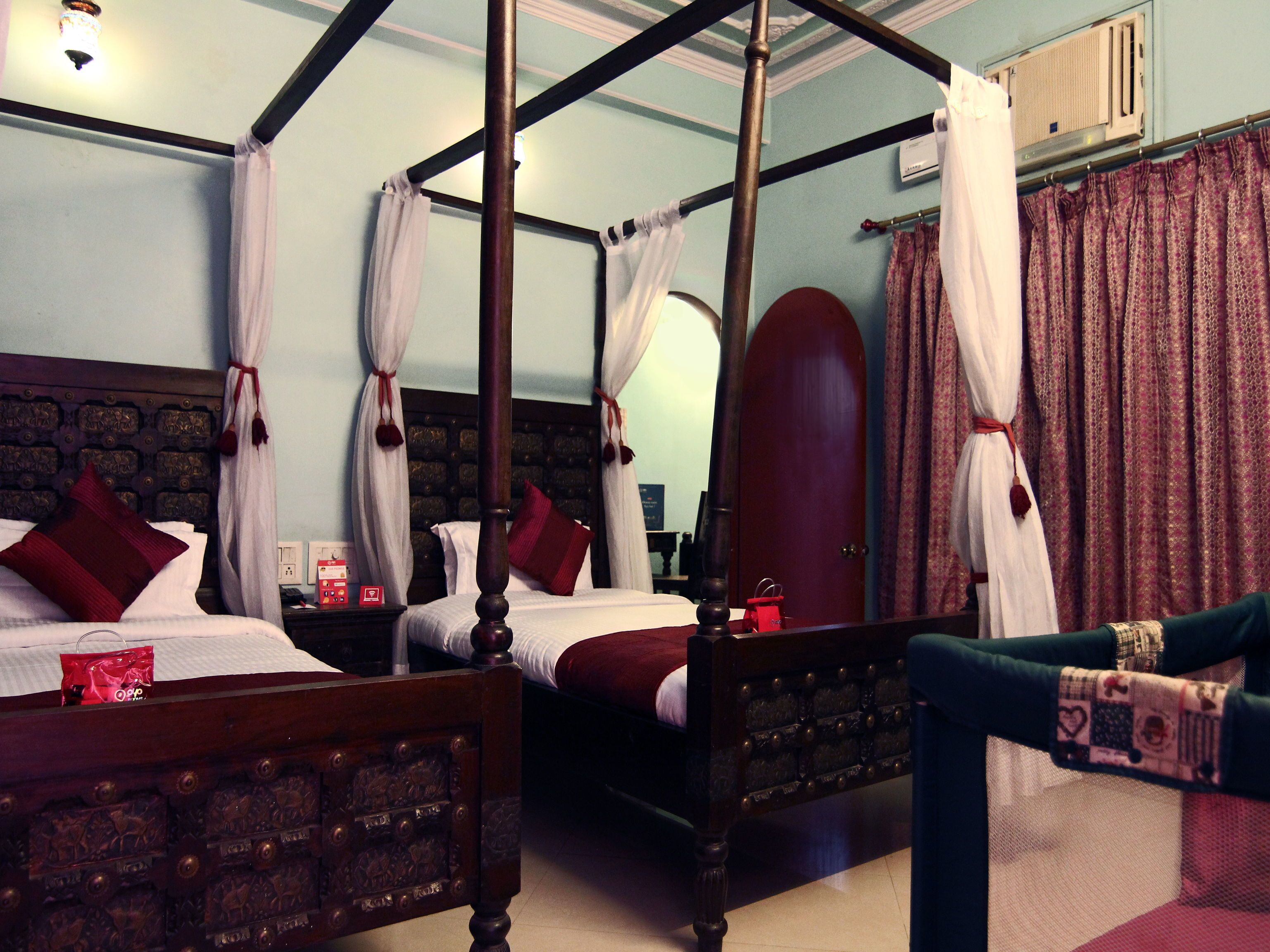 Hotel Mandela House by OYO Rooms