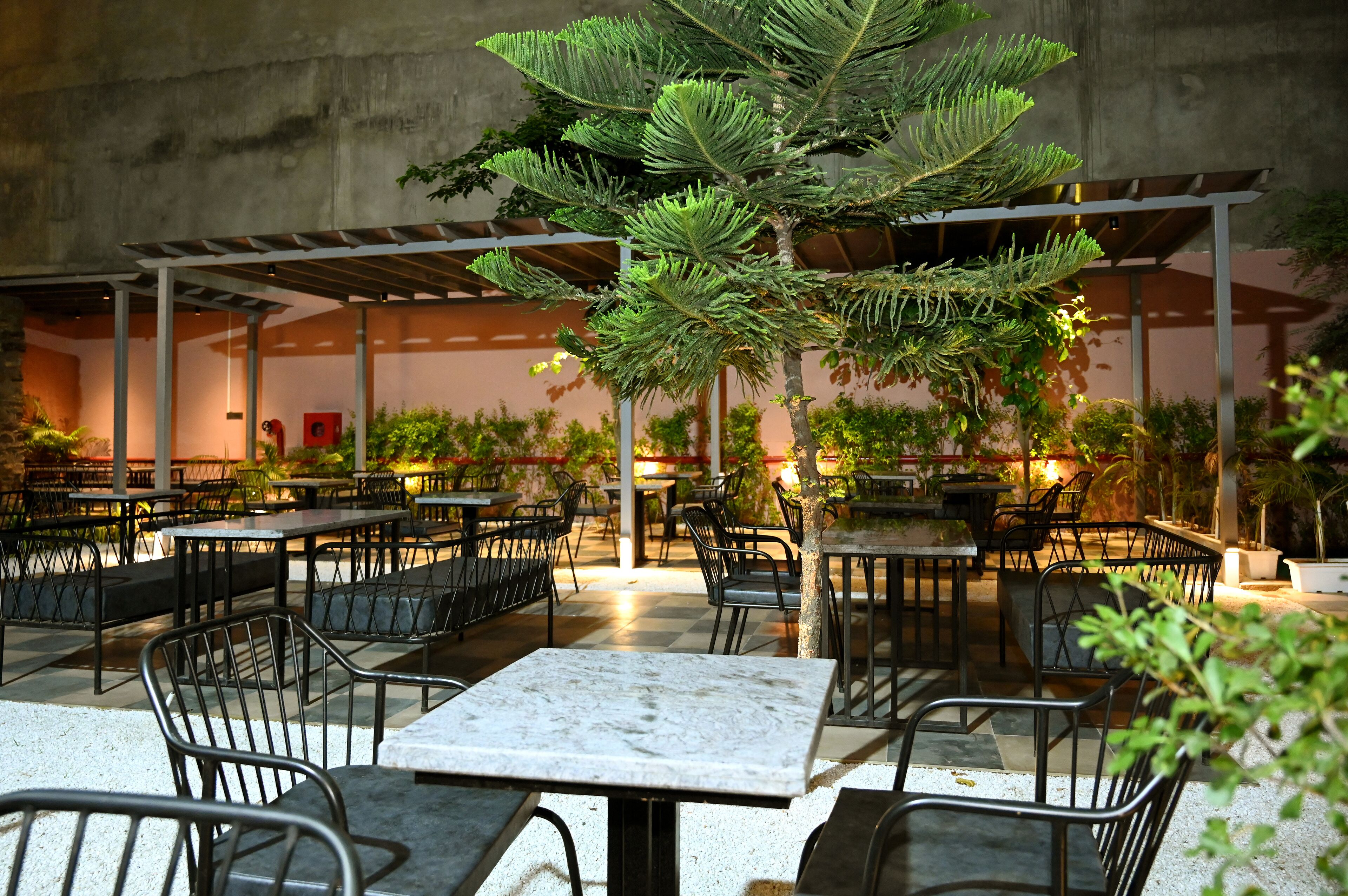 Hotel Navtara