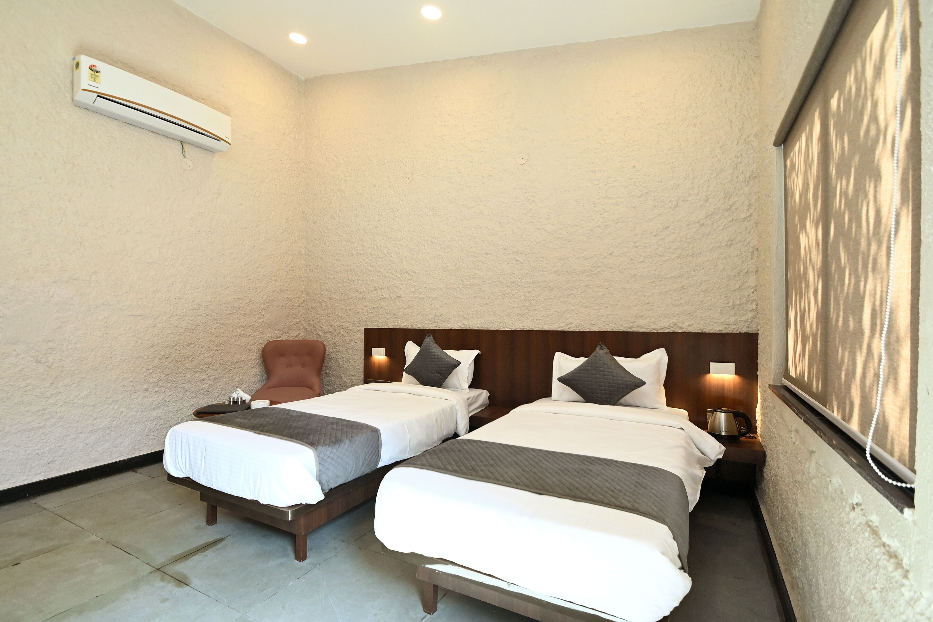 Hotel Navtara