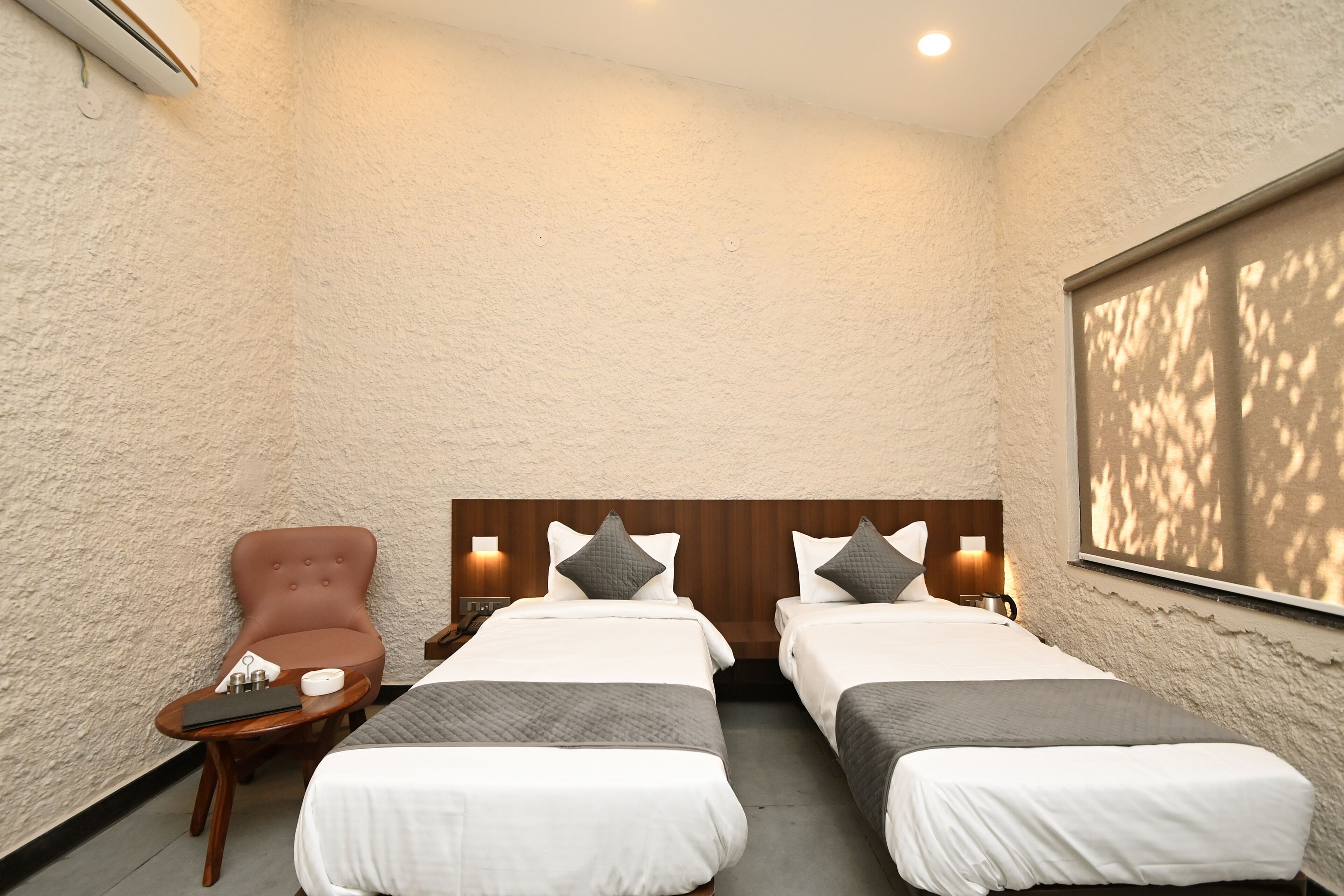Hotel Navtara