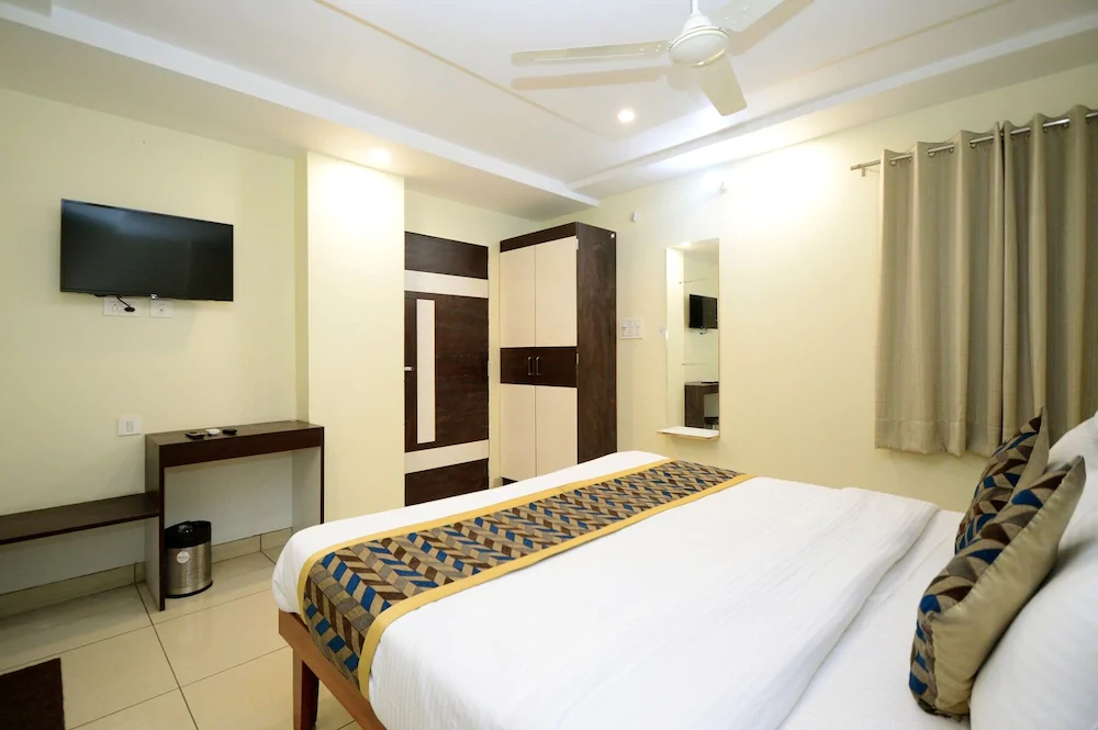 Hotel Rashika Palace