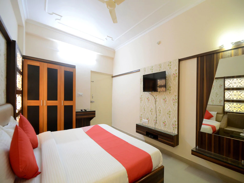 Hotel Stay Bridge By OYO Rooms