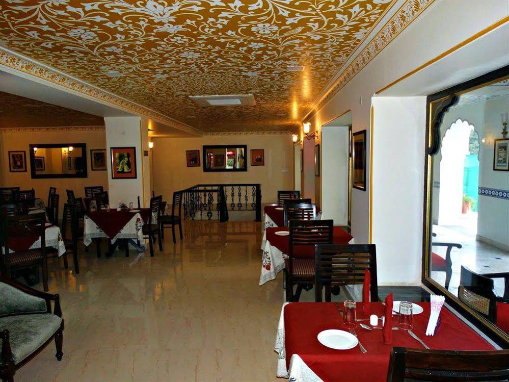 Hotel Umaid Residency