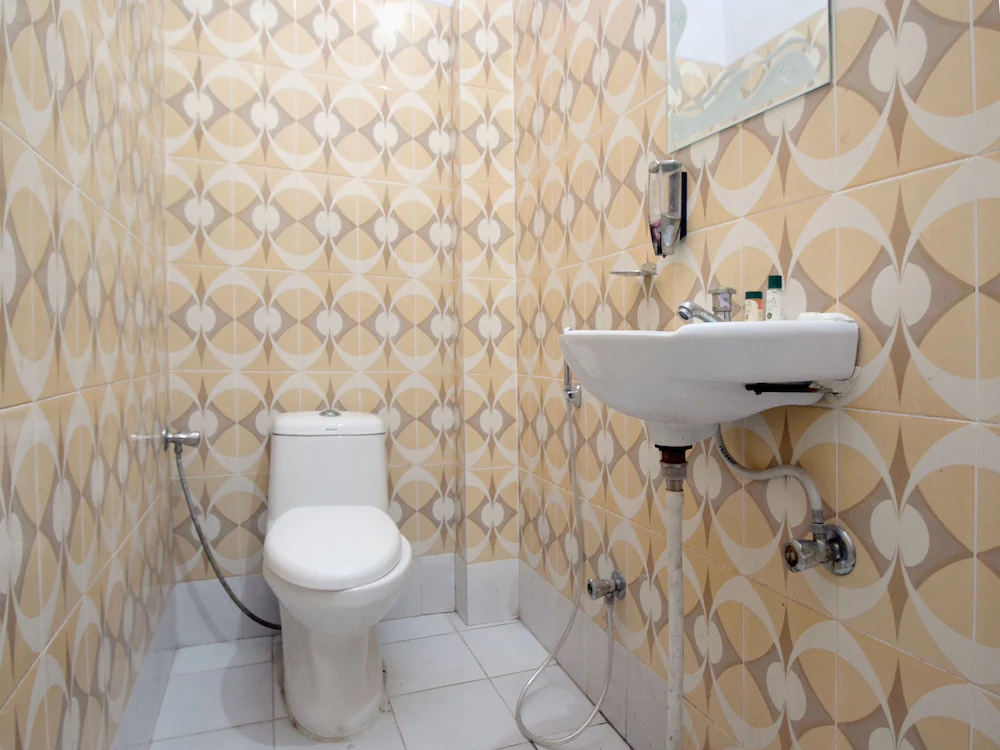 Royal Castillo By OYO Rooms