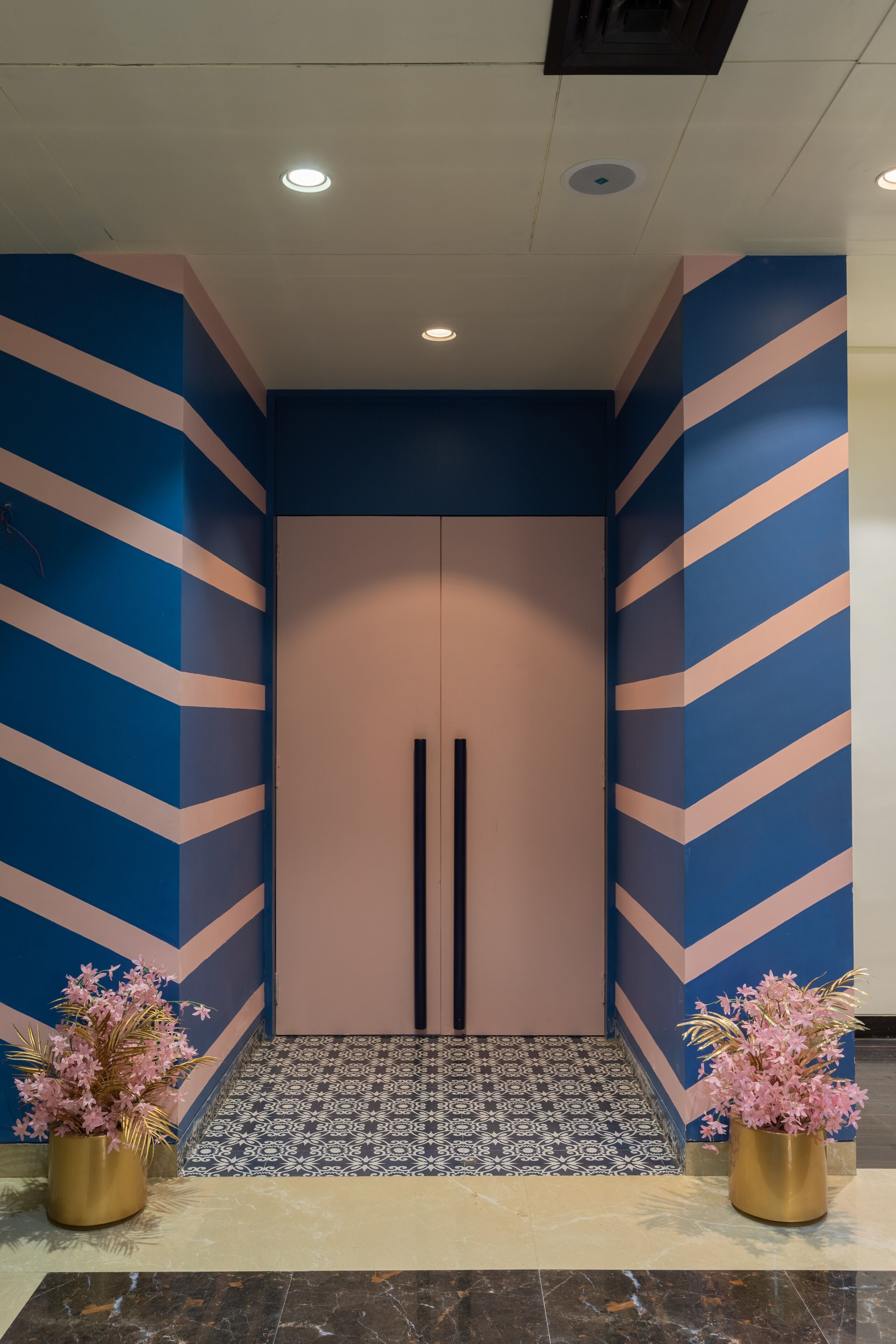 Royal Rawal  Luxury Boutique Hotel