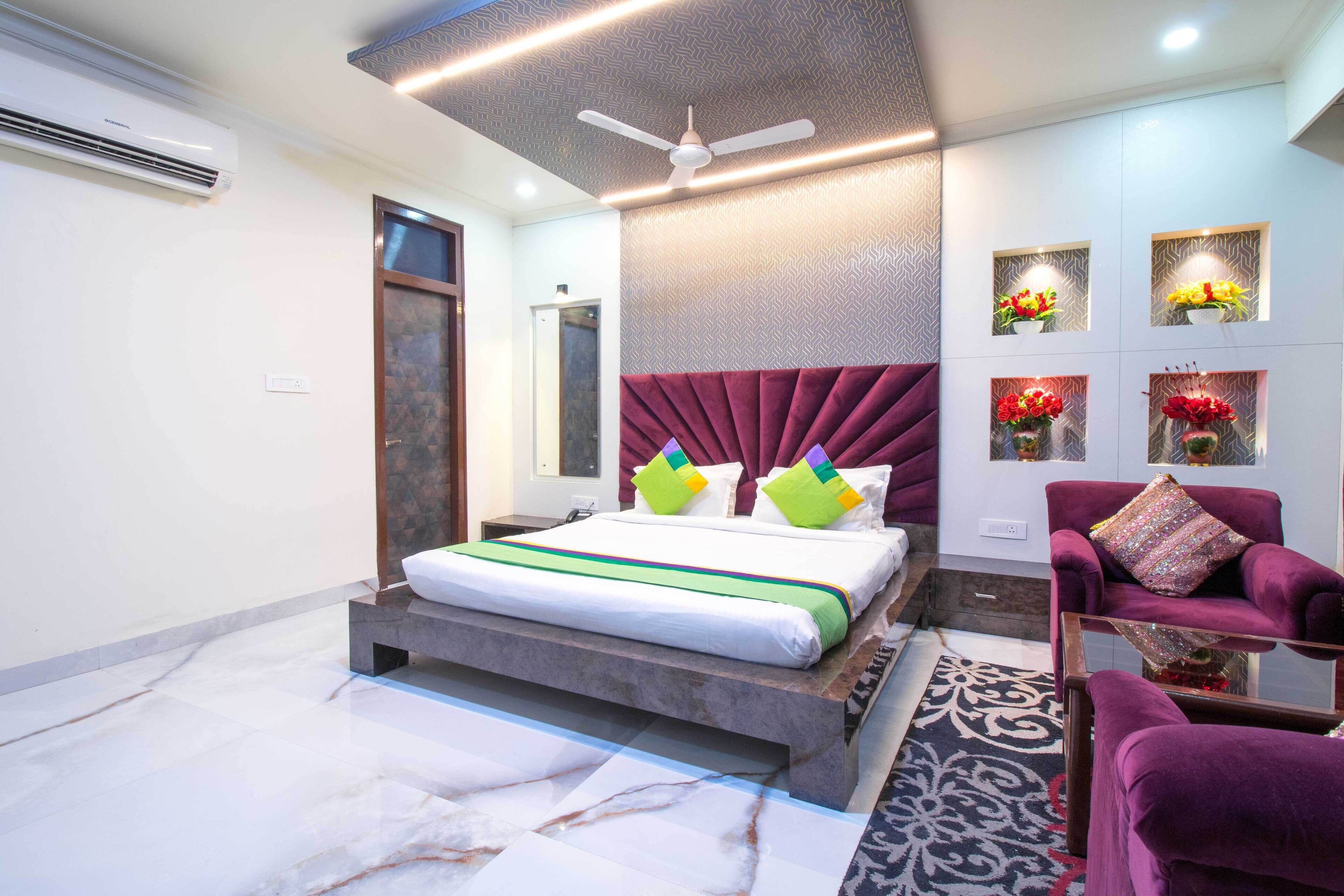 Treebo Trend Hotel Rockland & Restaurant