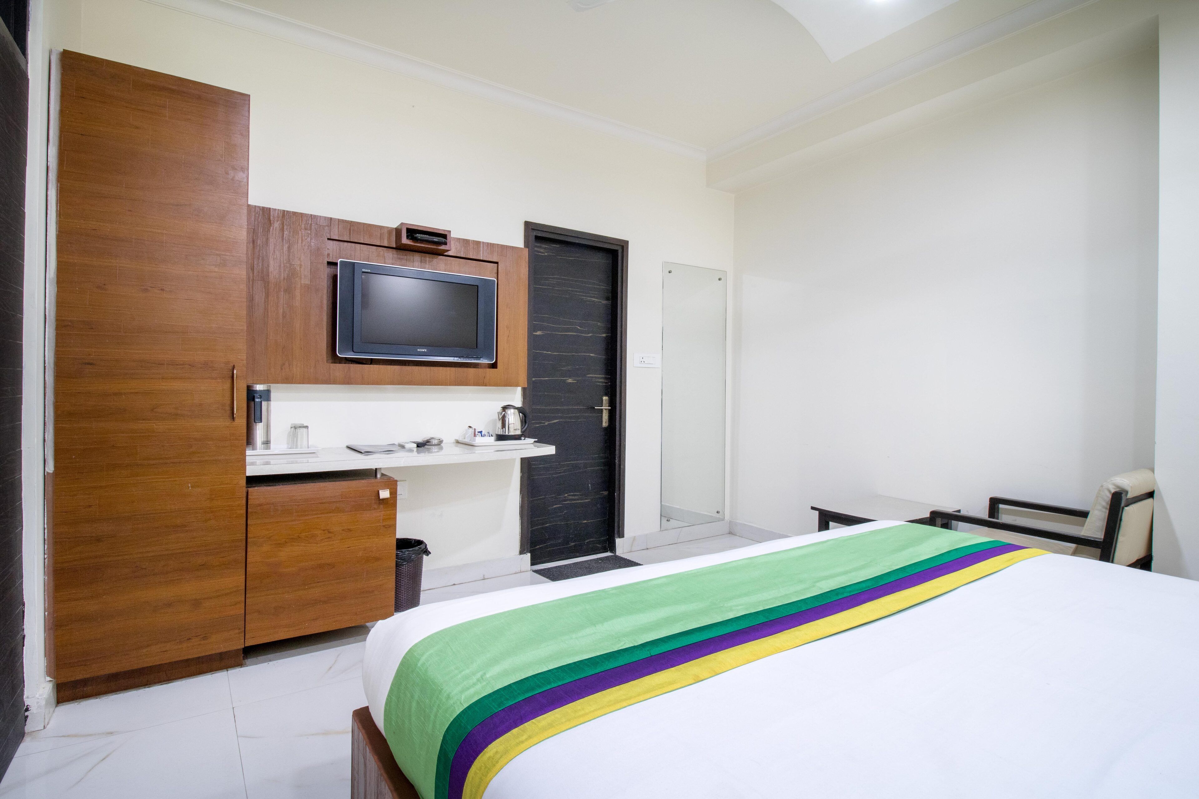 Treebo Trend Hotel Rockland & Restaurant