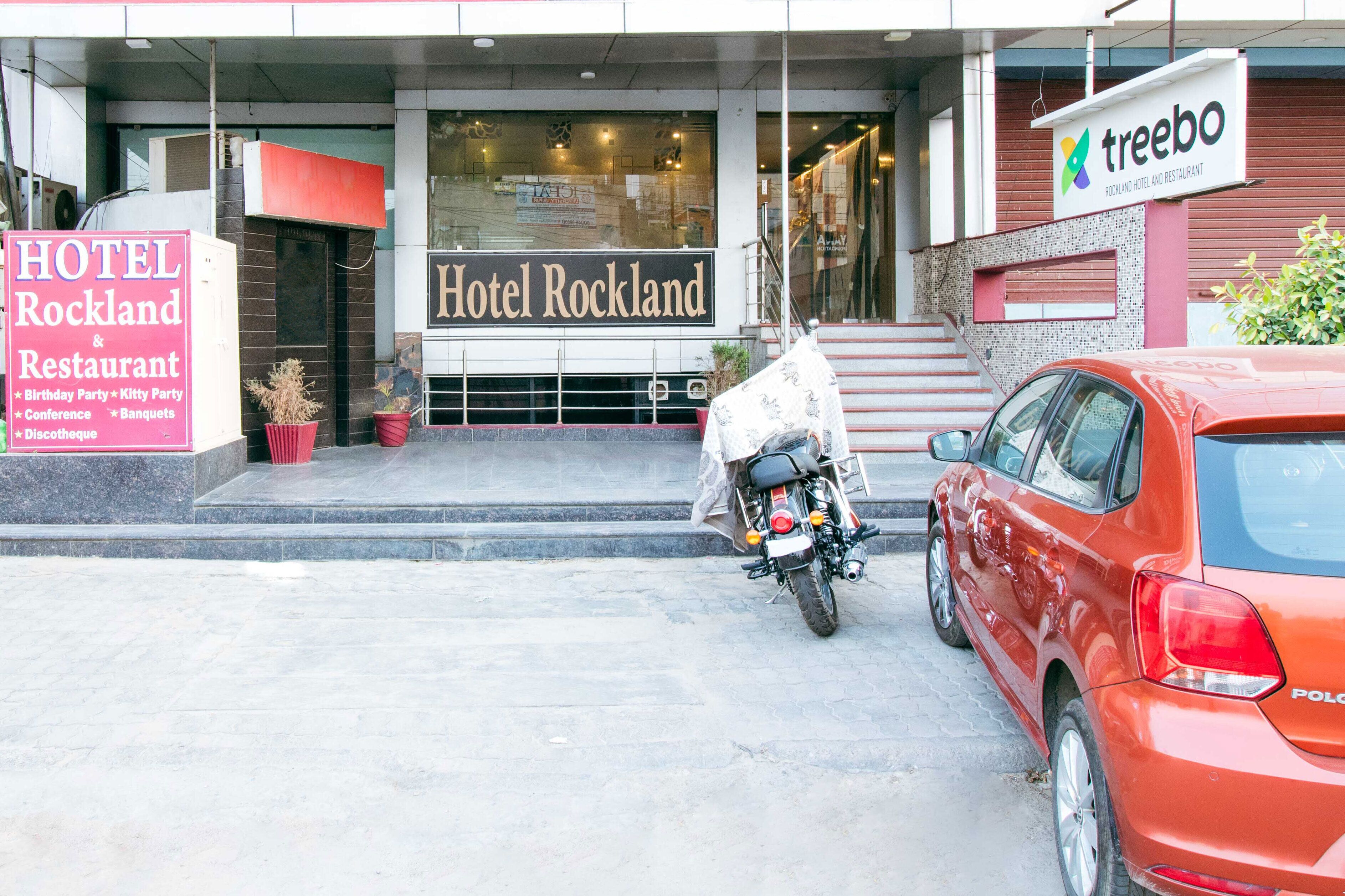 Treebo Trend Hotel Rockland & Restaurant