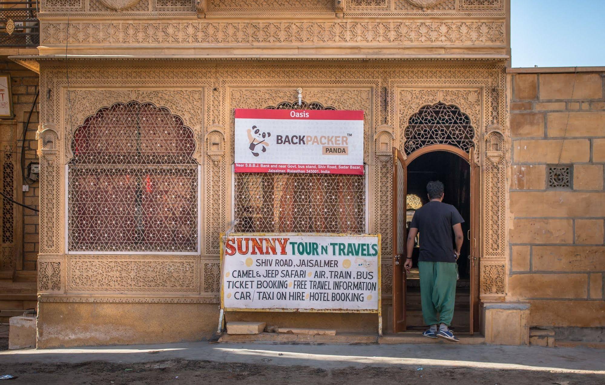 Backpacker Panda Oasis Jaisalmer