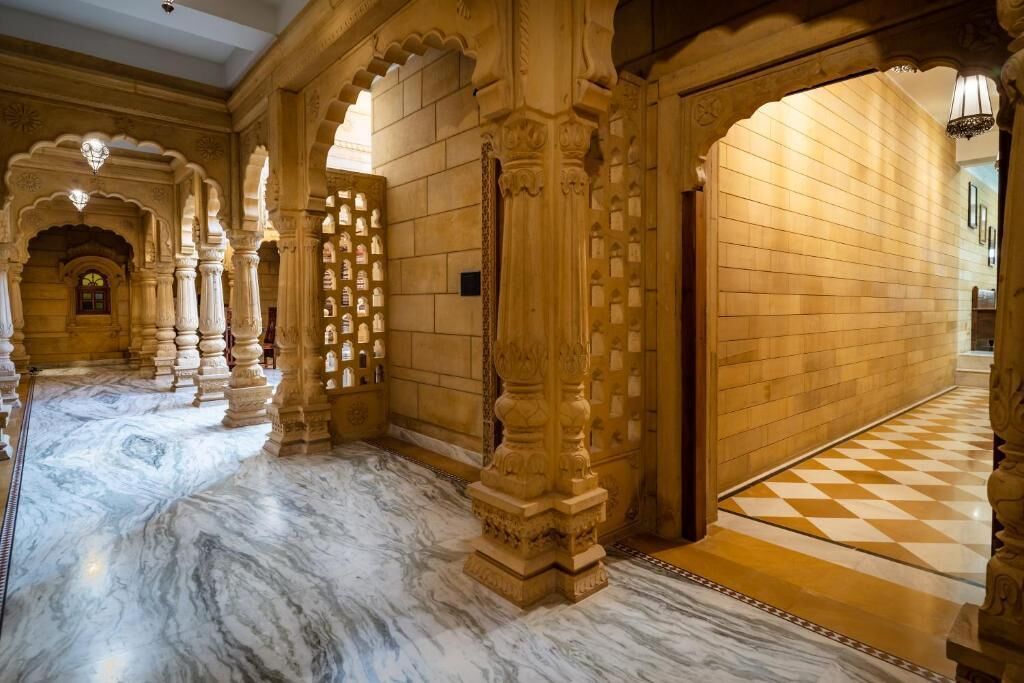 Hotel  Grand Khalifa