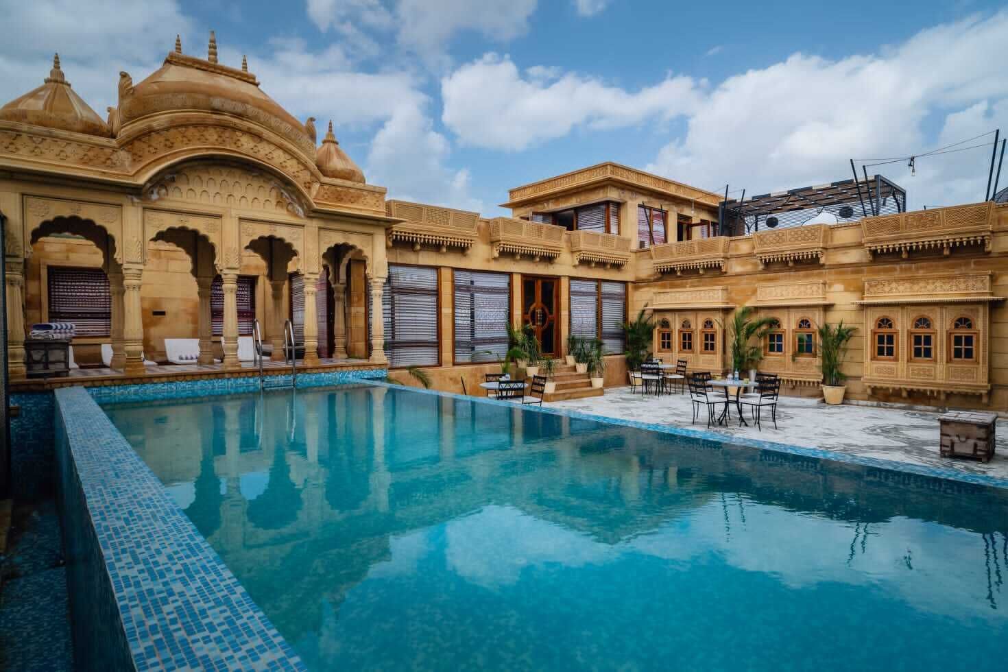 Hotel  Grand Khalifa