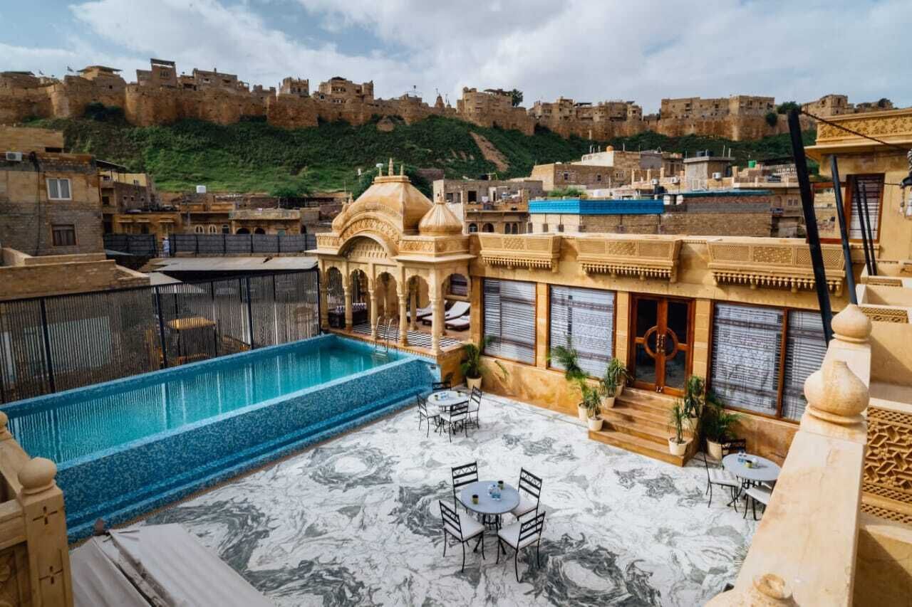 Hotel  Grand Khalifa