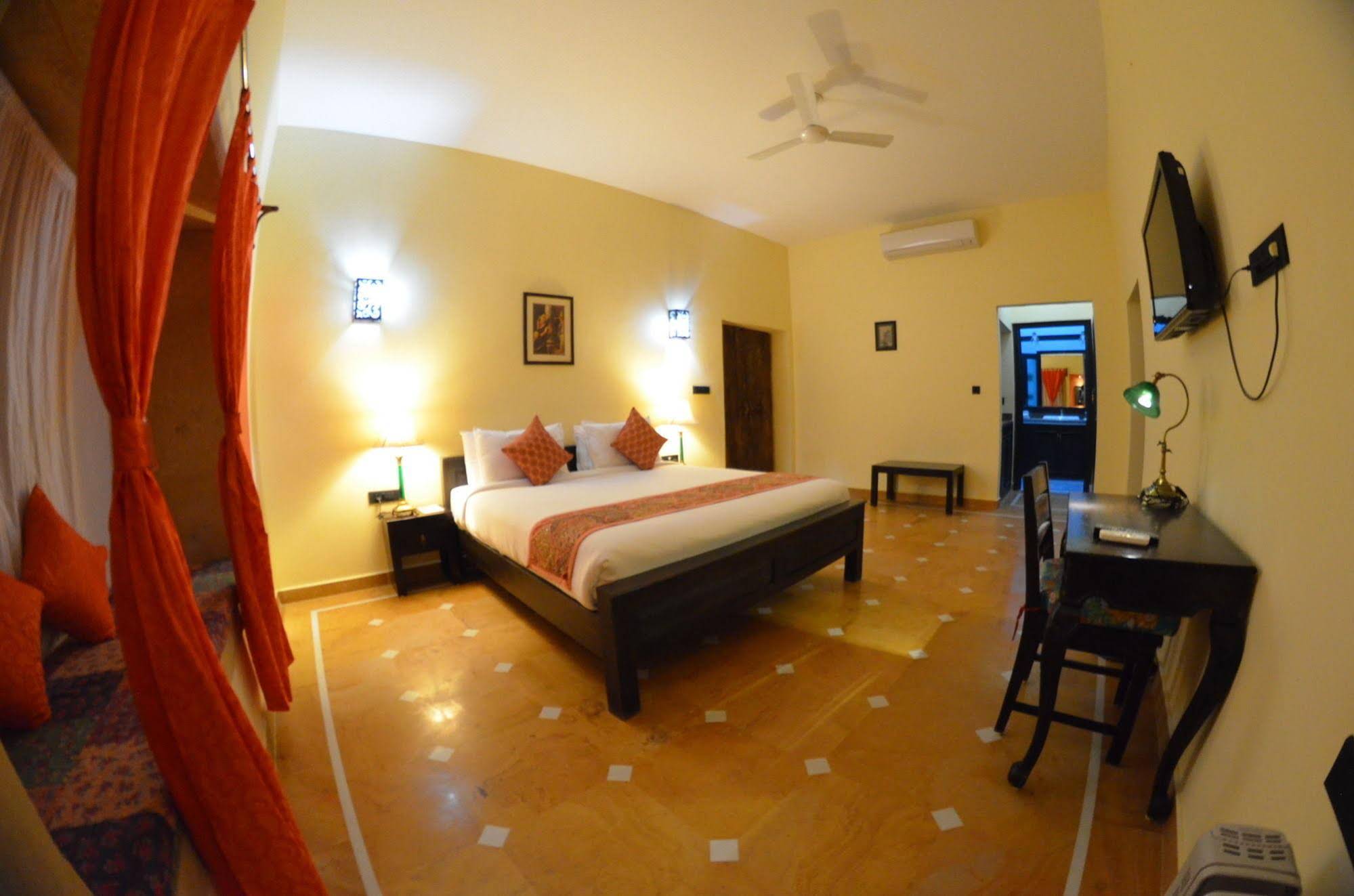 Hotel Gulaal