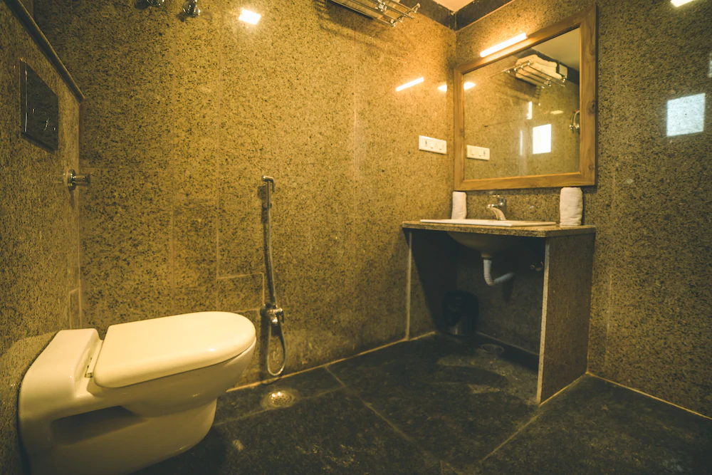 Hotel Radhika