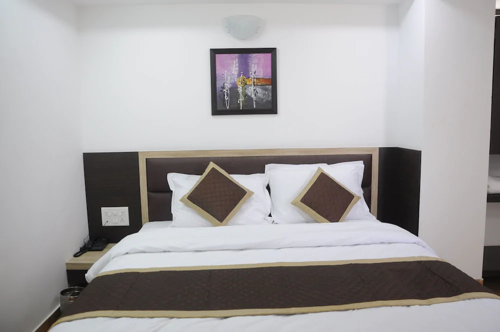 Hotel Radhika