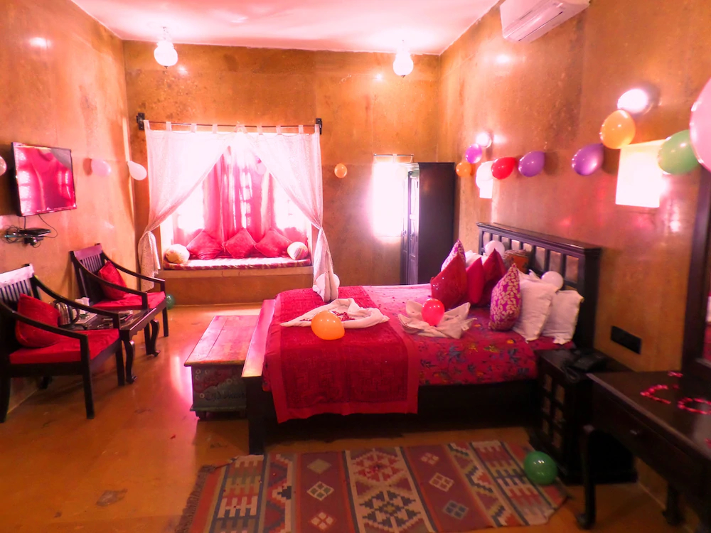 Jaisalmer Hostel Crowd