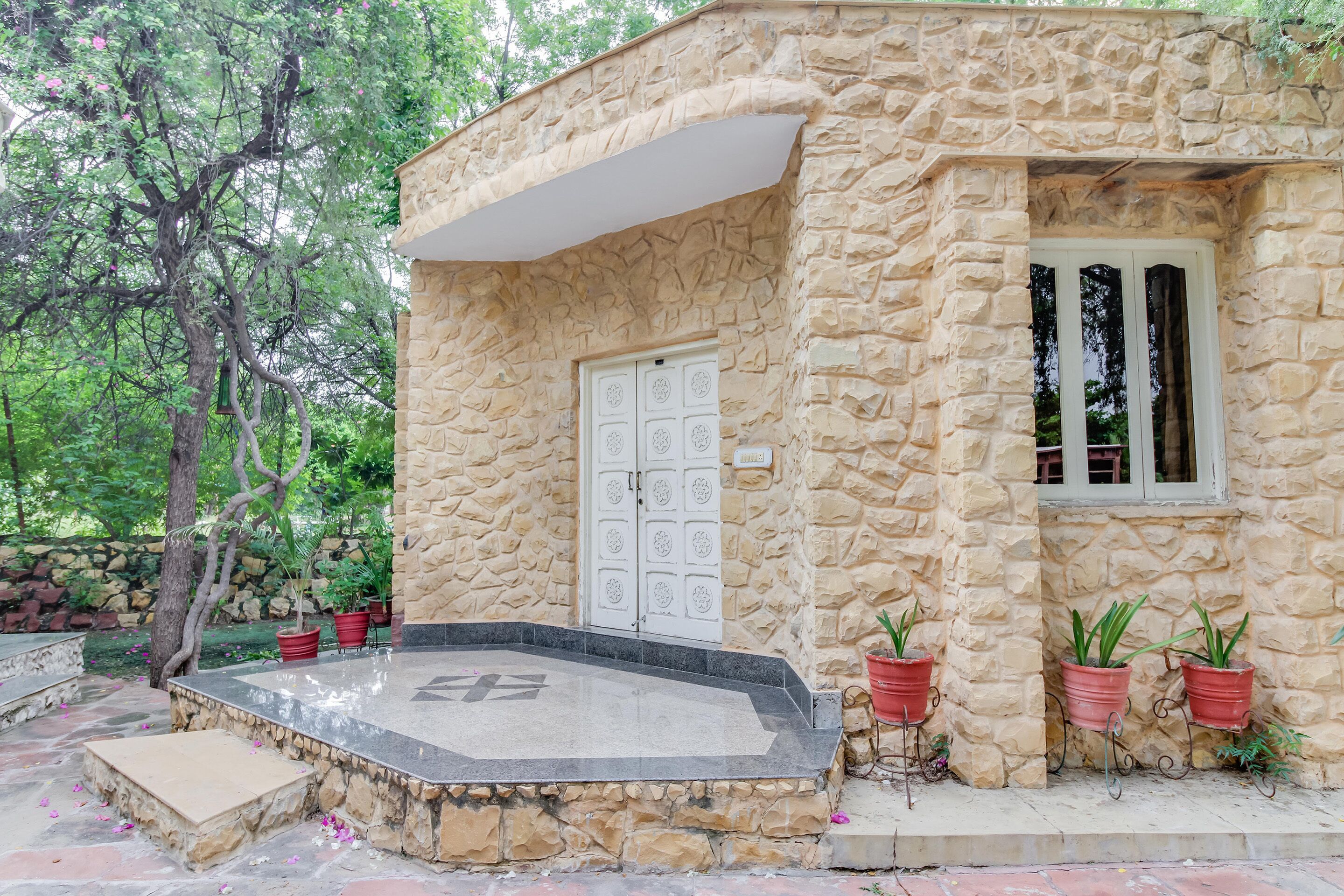 Athulyam Resort by OYO Rooms