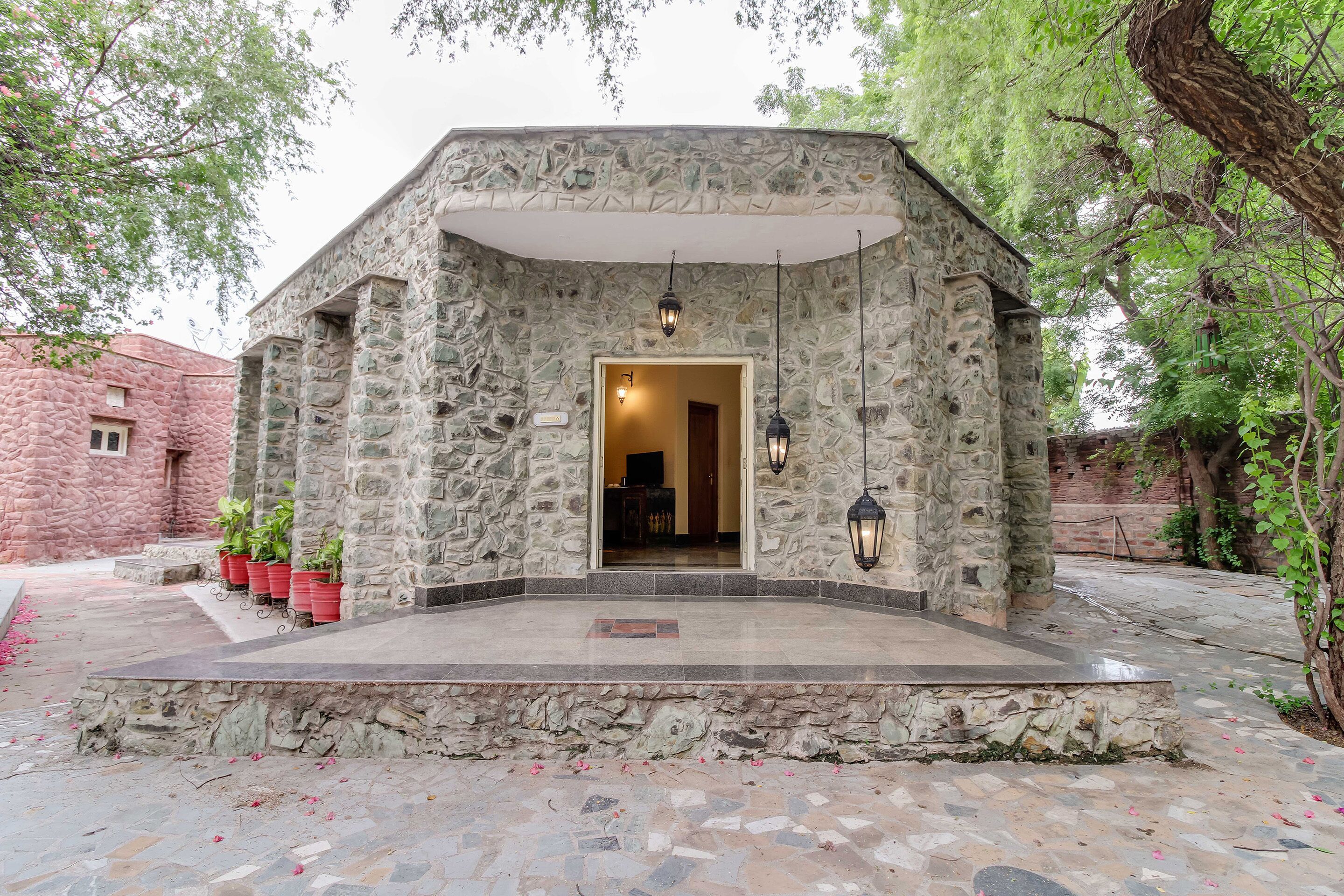 Athulyam Resort by OYO Rooms