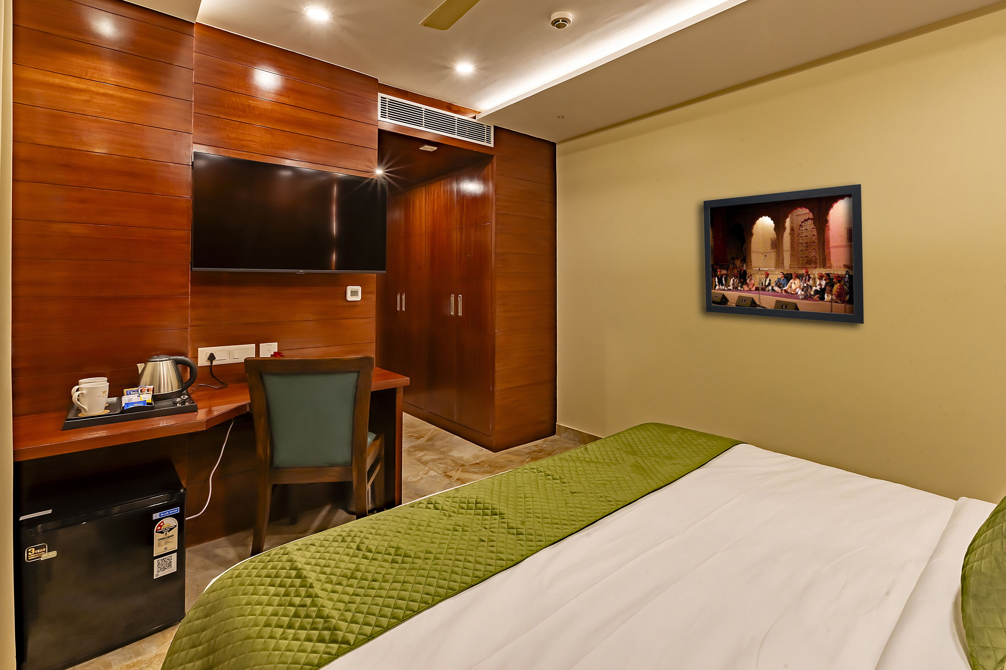 Five Elements Hotels Mertiya Residency