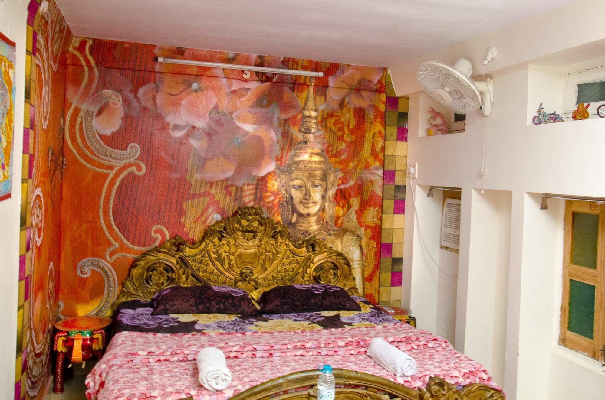 Hem Guest House