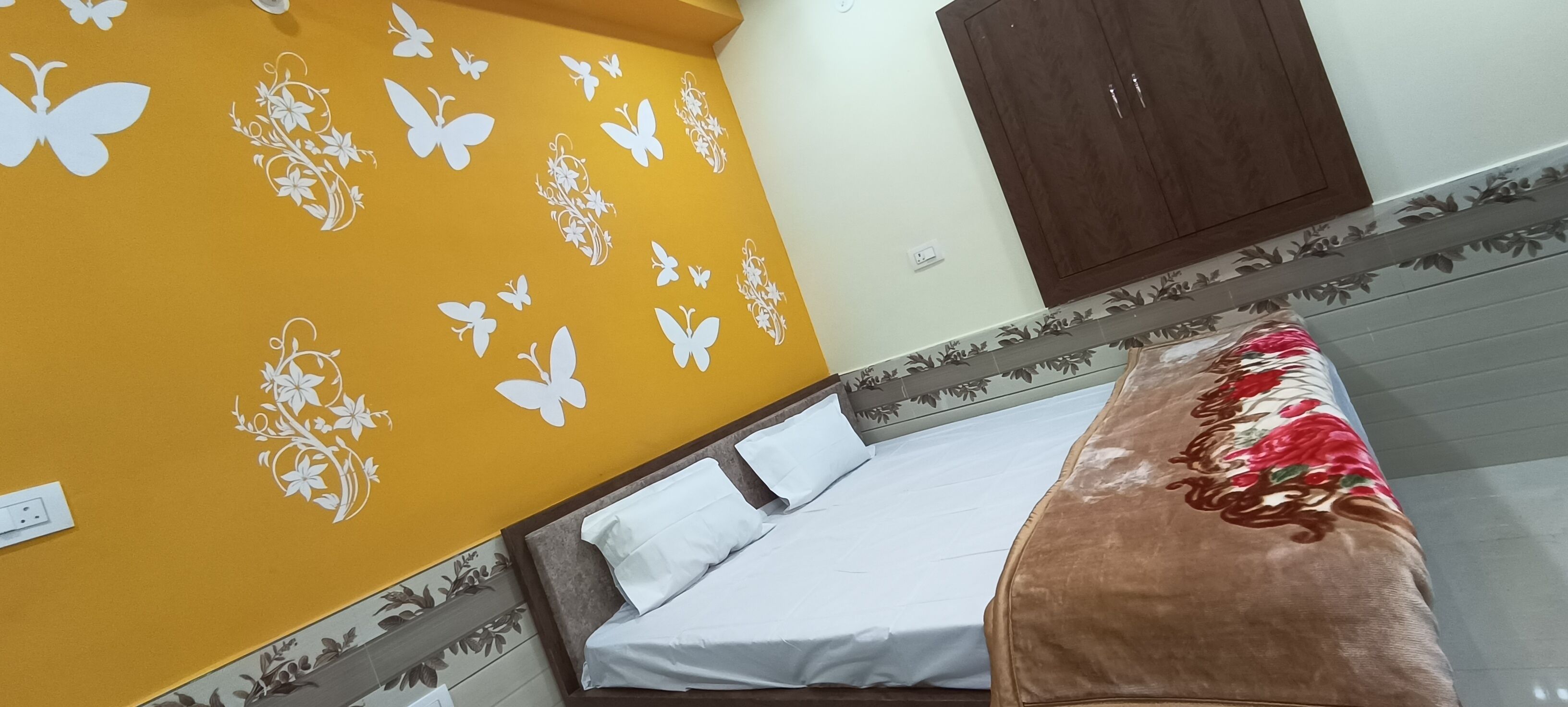 Hotel Abhi Palace