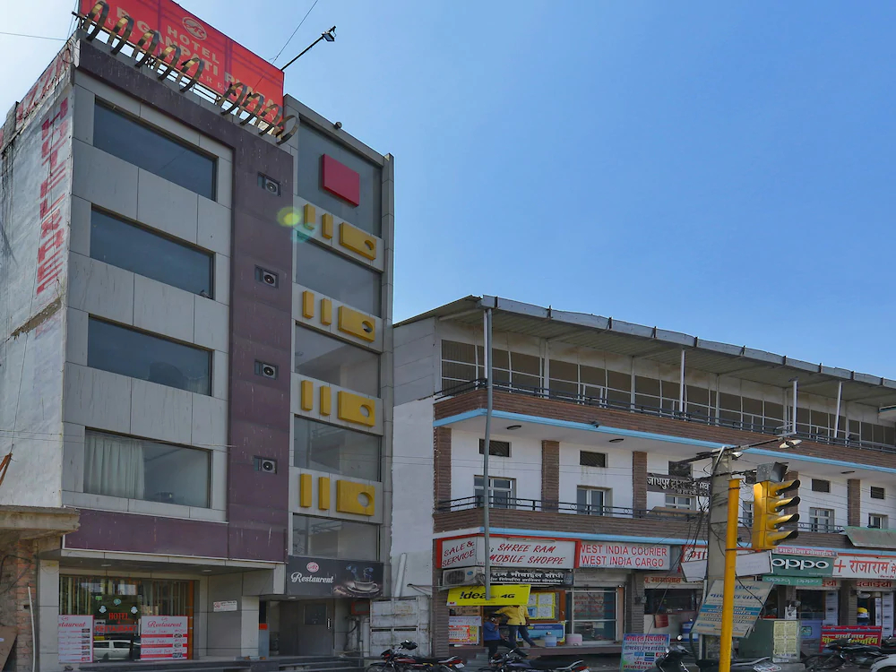 Hotel A R Ganpati Plaza By OYO Rooms