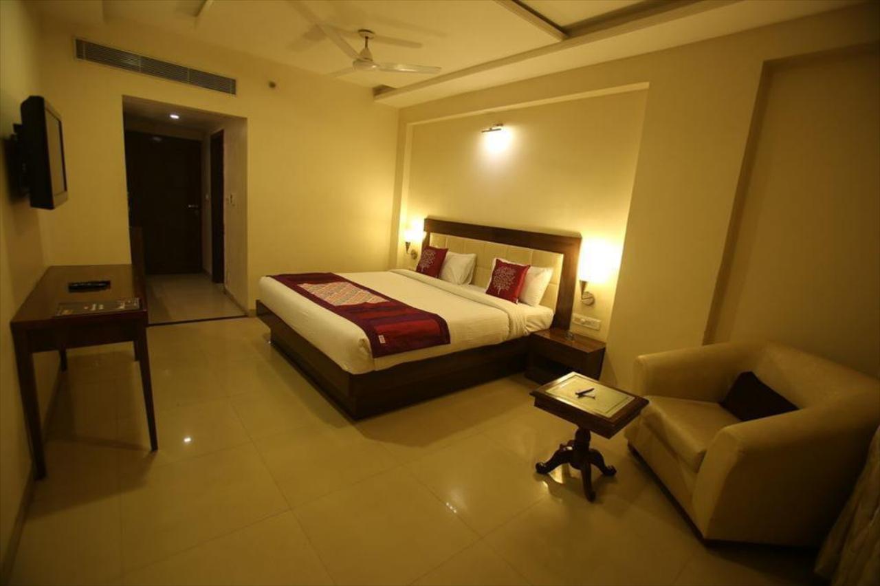 Hotel Madhuram Royale