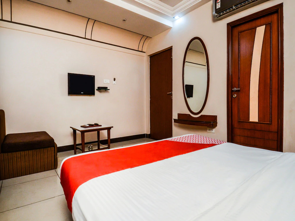 Hotel Ratnawali by OYO Rooms