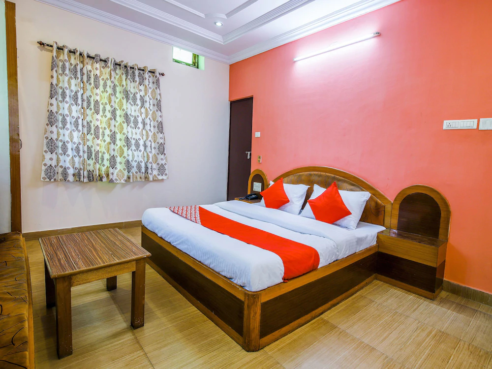 Hotel Shree Celebration By OYO Rooms