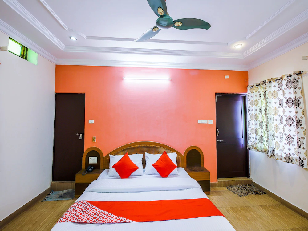 Hotel Shree Celebration By OYO Rooms