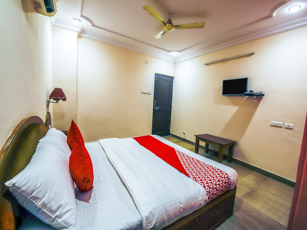 Hotel Shree Celebration By OYO Rooms