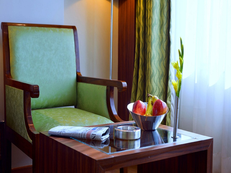 Hotel Shri Ram Empire