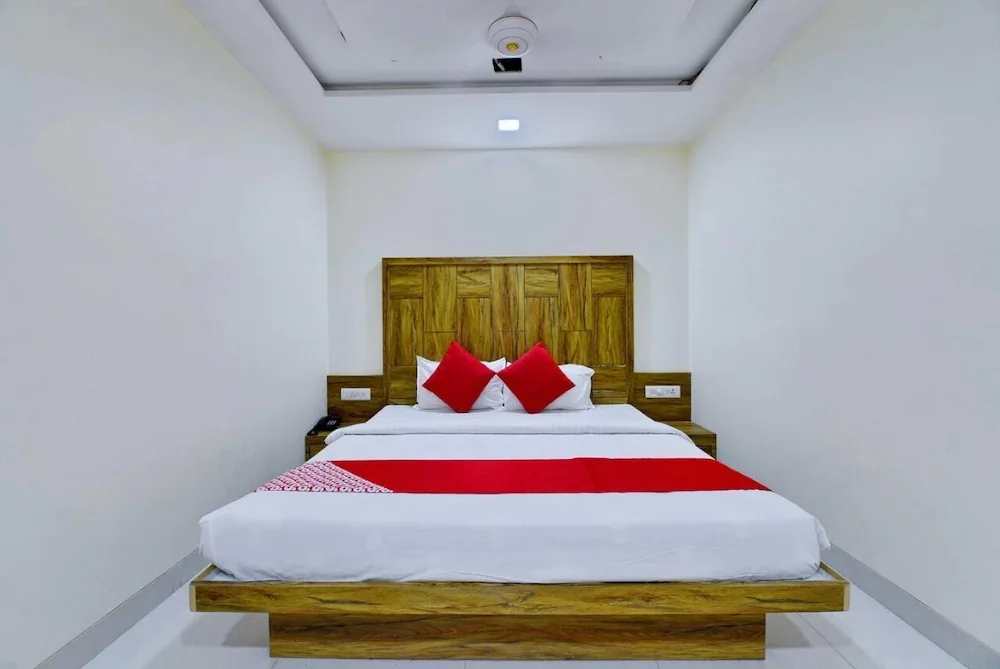 Hotel Yash International