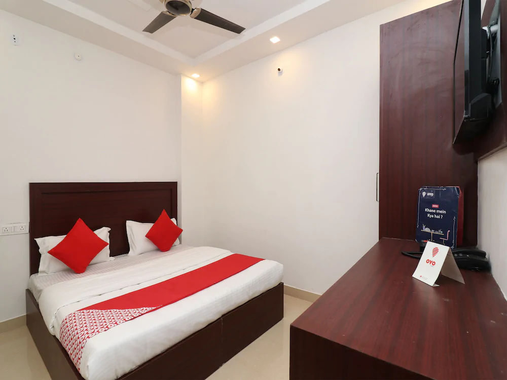 Hotel Gayatri Residency by OYO Rooms