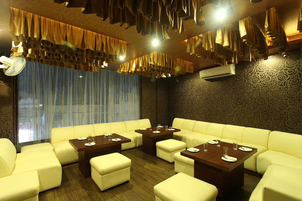 Hotel Surya Plaza
