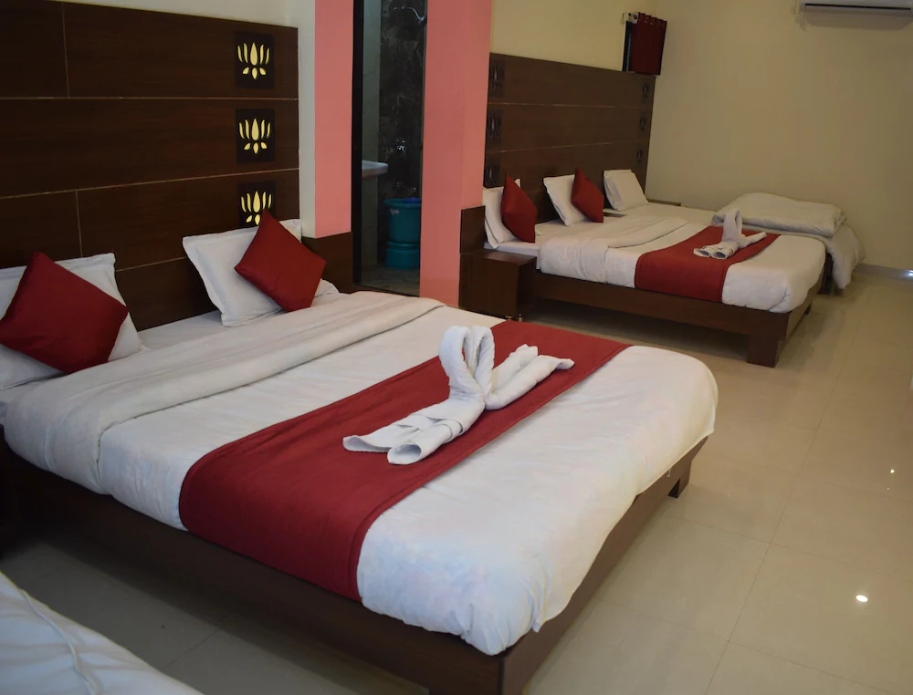 Hotel Shree Pratham Milan