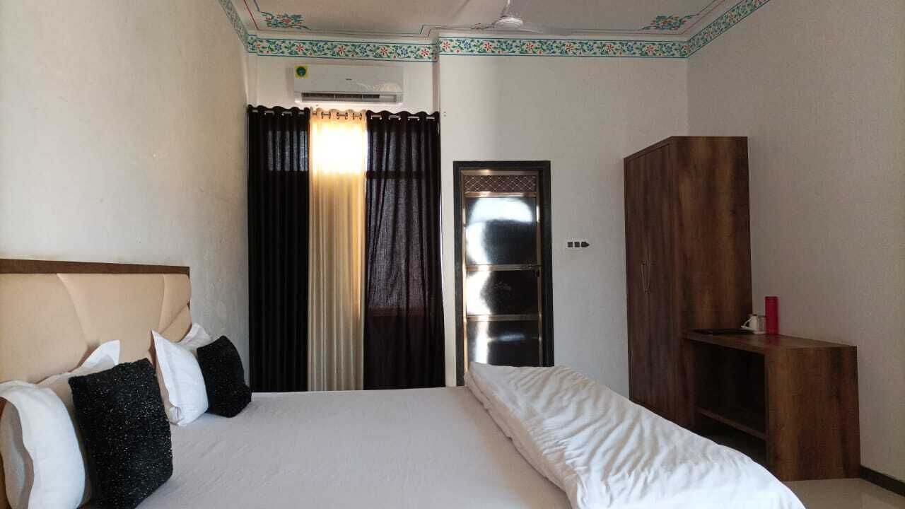 The Sky Comfort Shiv Ashray Resort