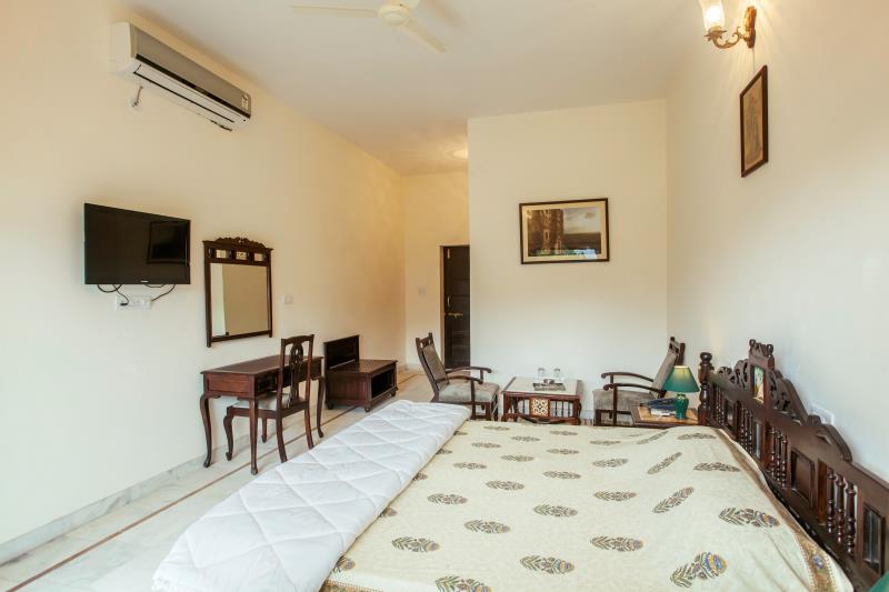 Gulaab Niwaas Palace