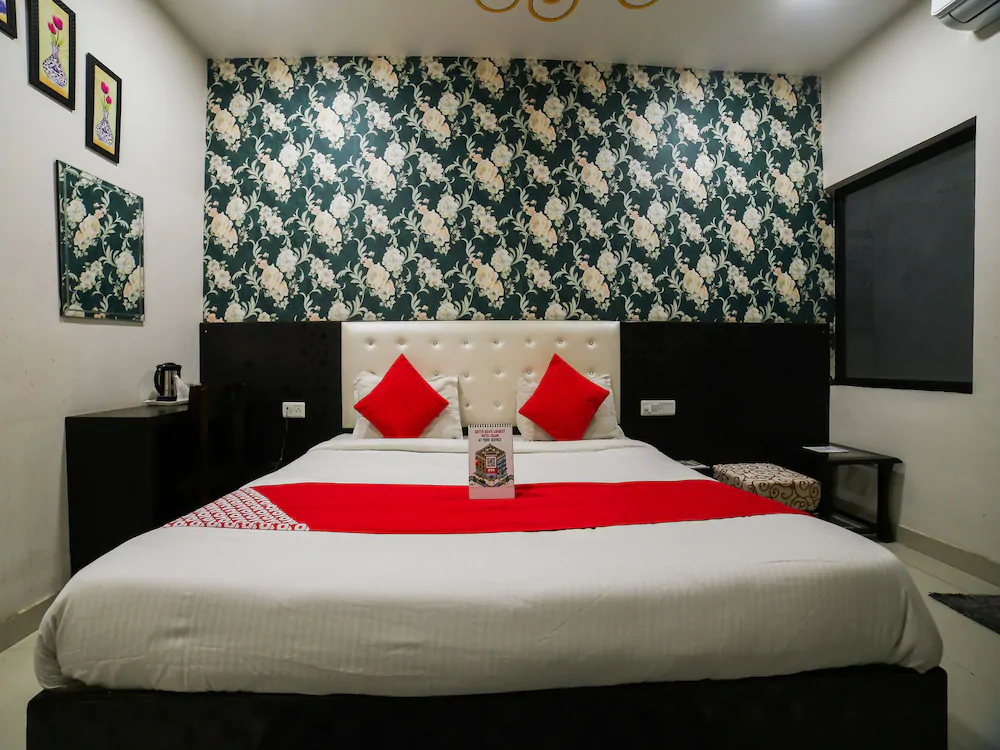 Hotel The Rajfort By OYO Rooms