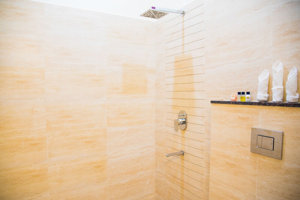 WelcomHeritage Mount Valley Resort - Ranthambore