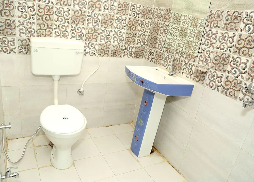 Ashapura Hotel