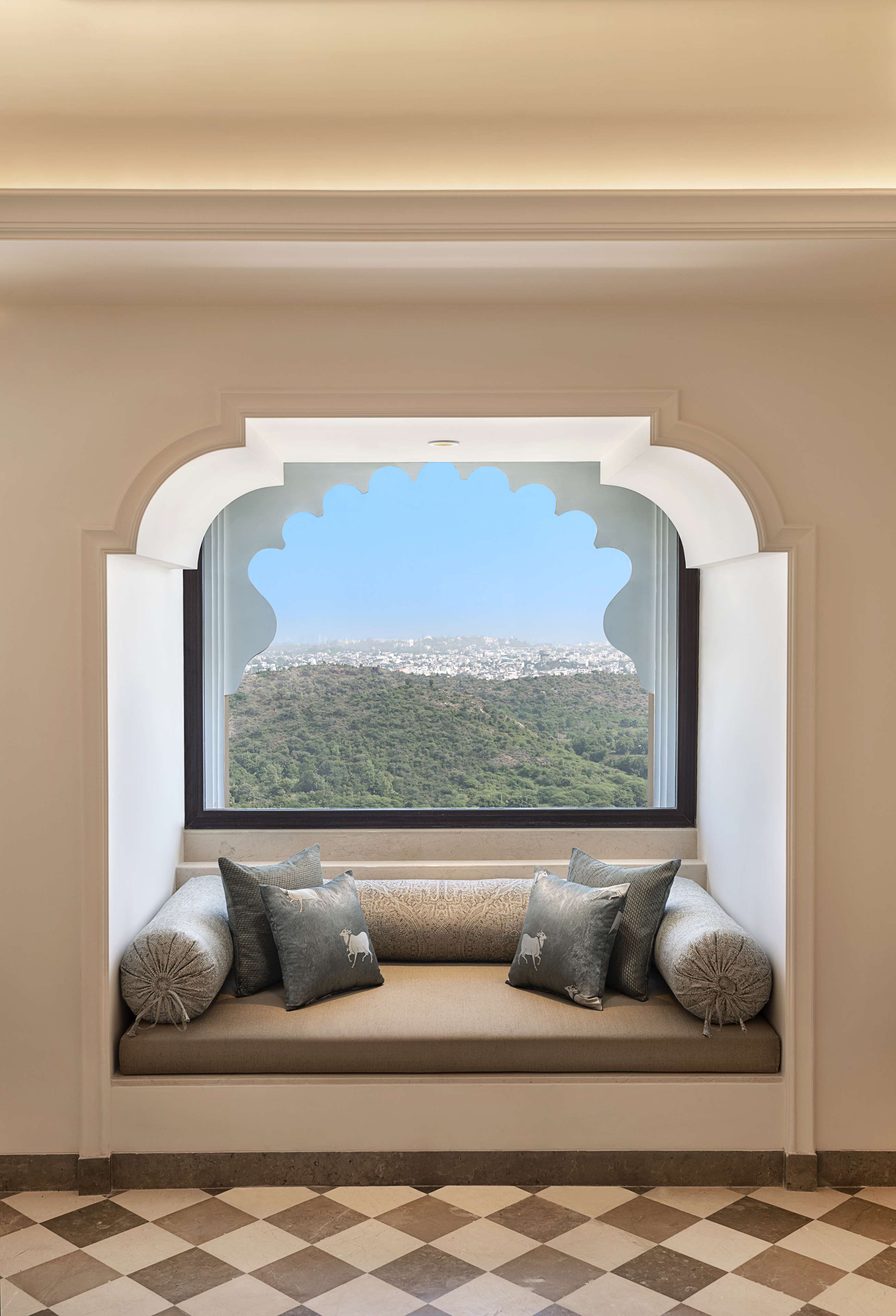 Aurika Hotels