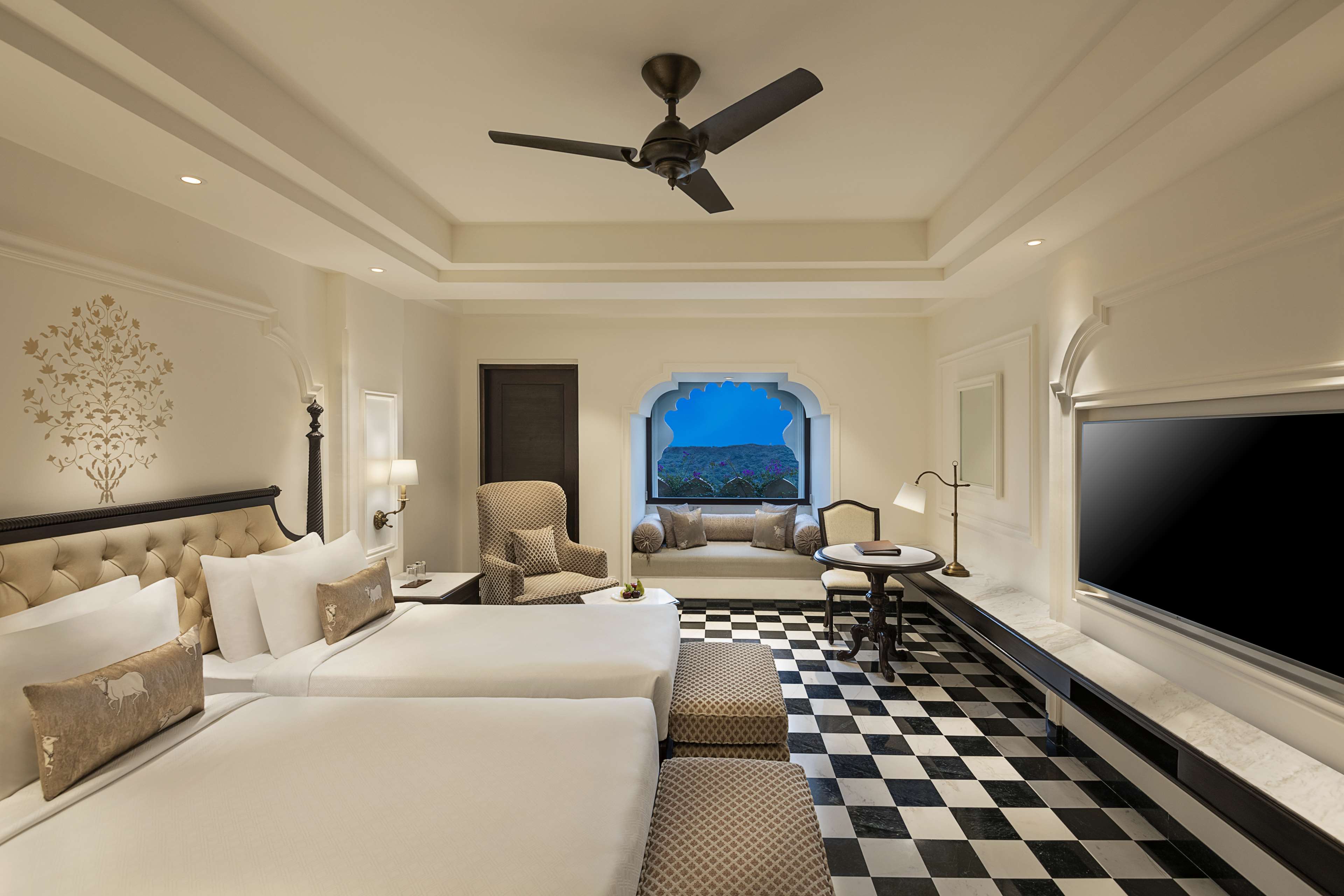 Aurika Hotels