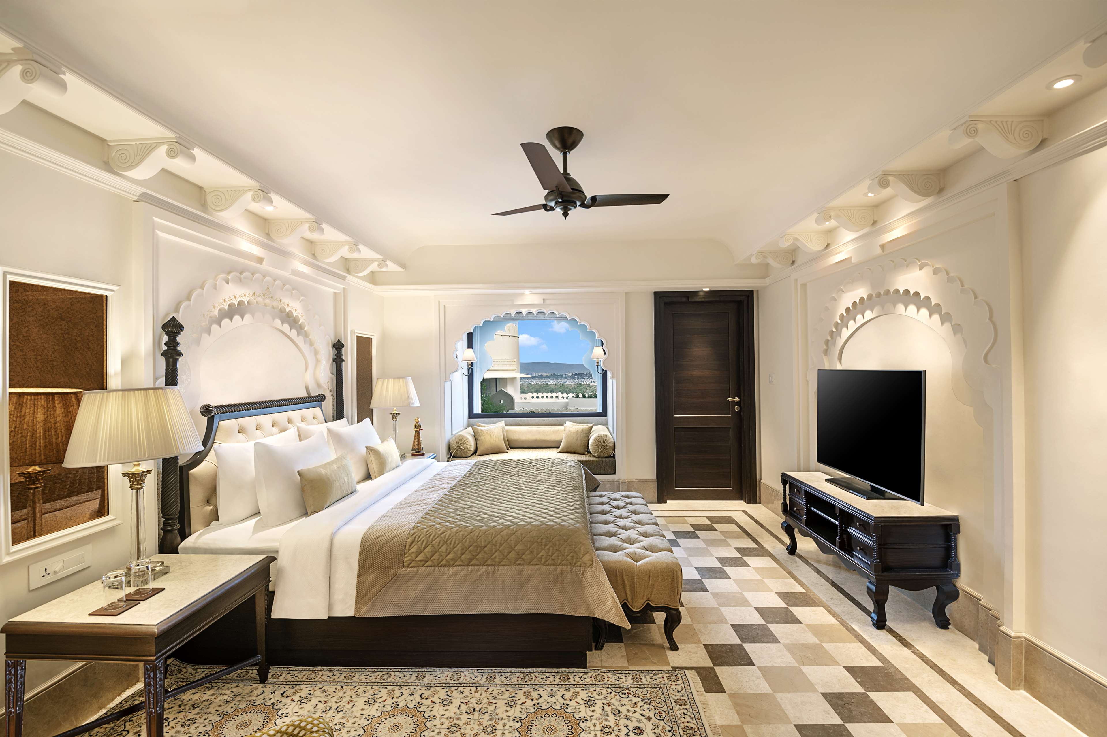 Aurika Hotels