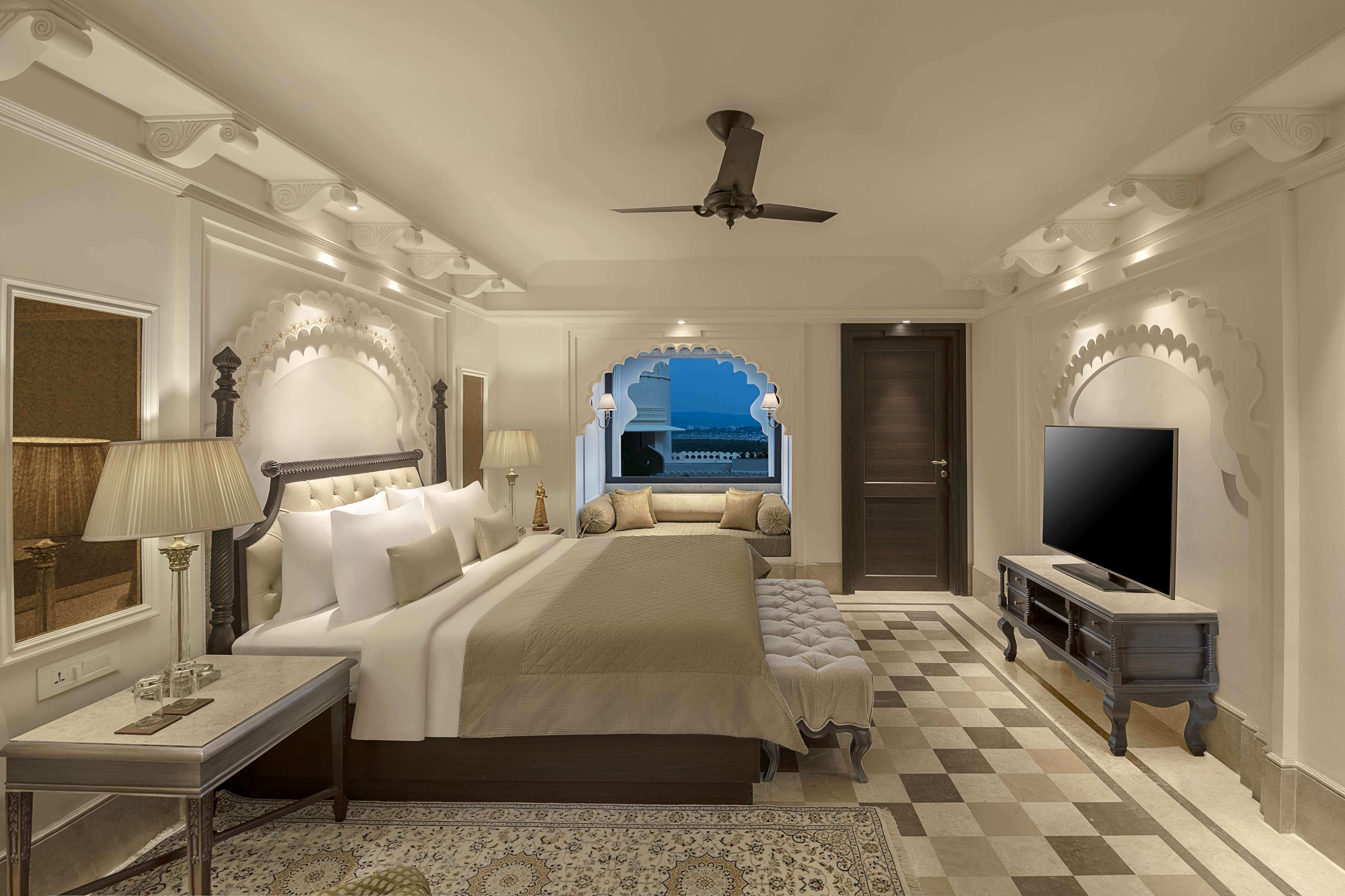 Aurika Hotels