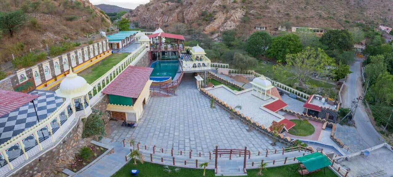 Badigarh Palace Resort