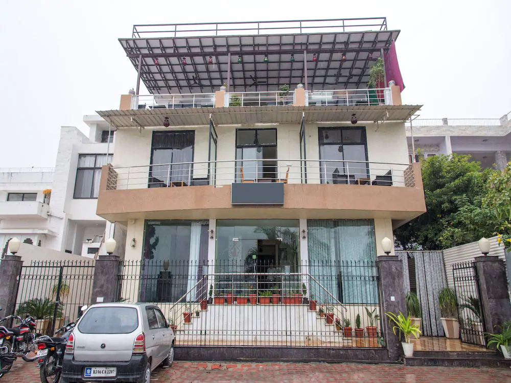 Everest International