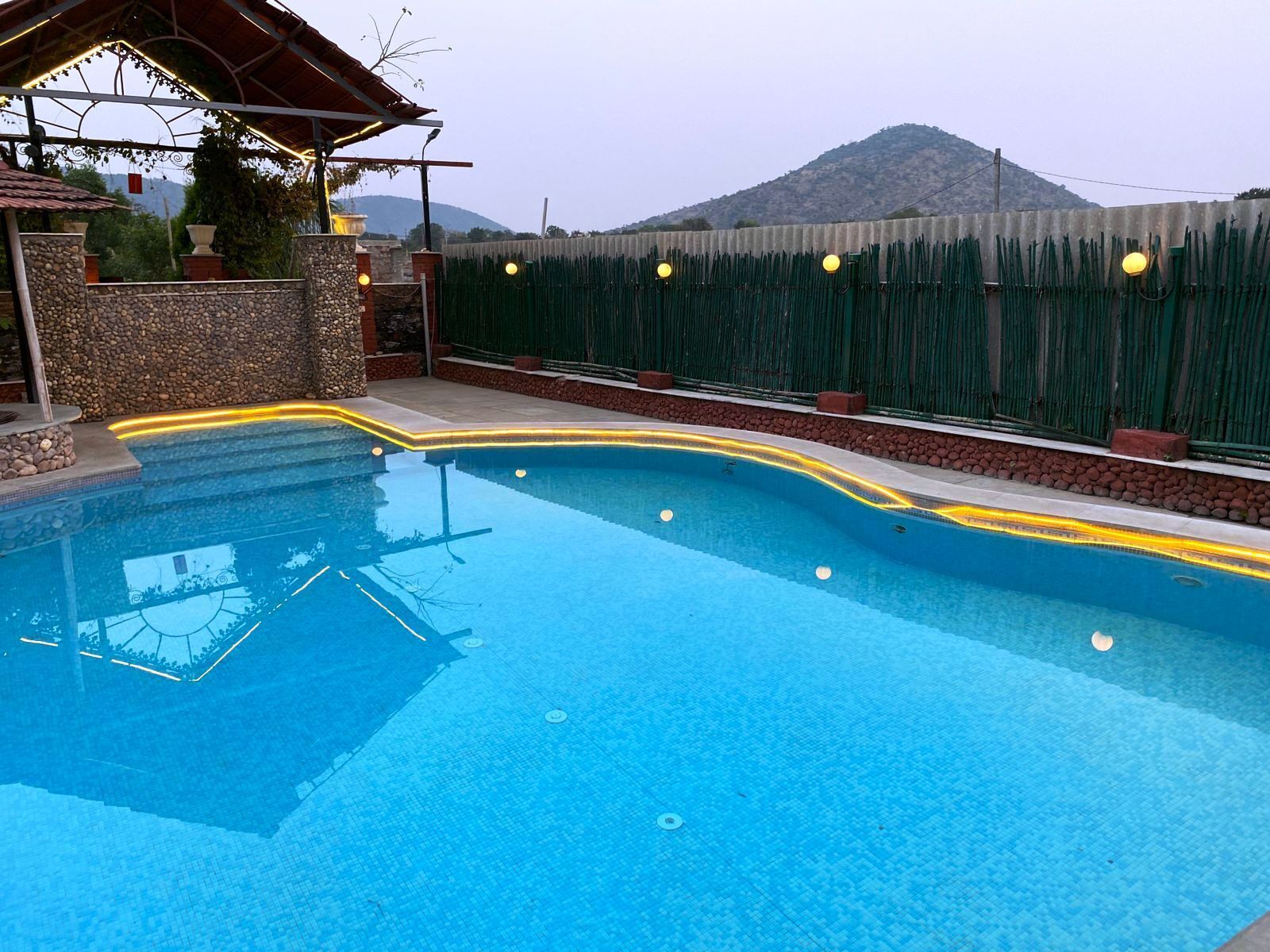 Gobravo Resort Udaipur