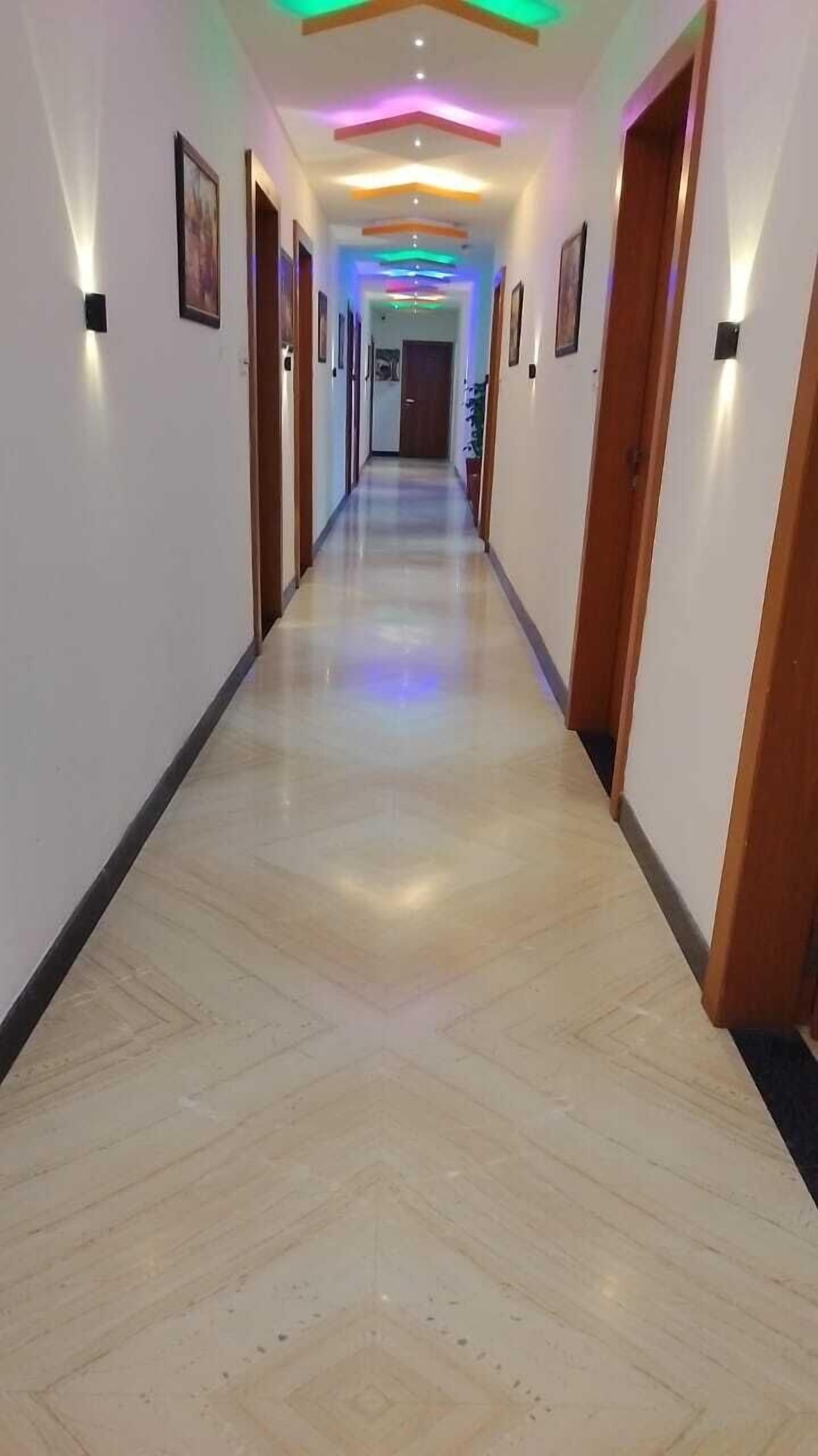 Hotel Brij Palace & Restaurant